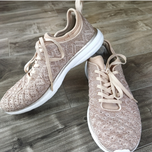 APL Techloom Phantom Shoes | Rose Gold - Picture 3 of 8